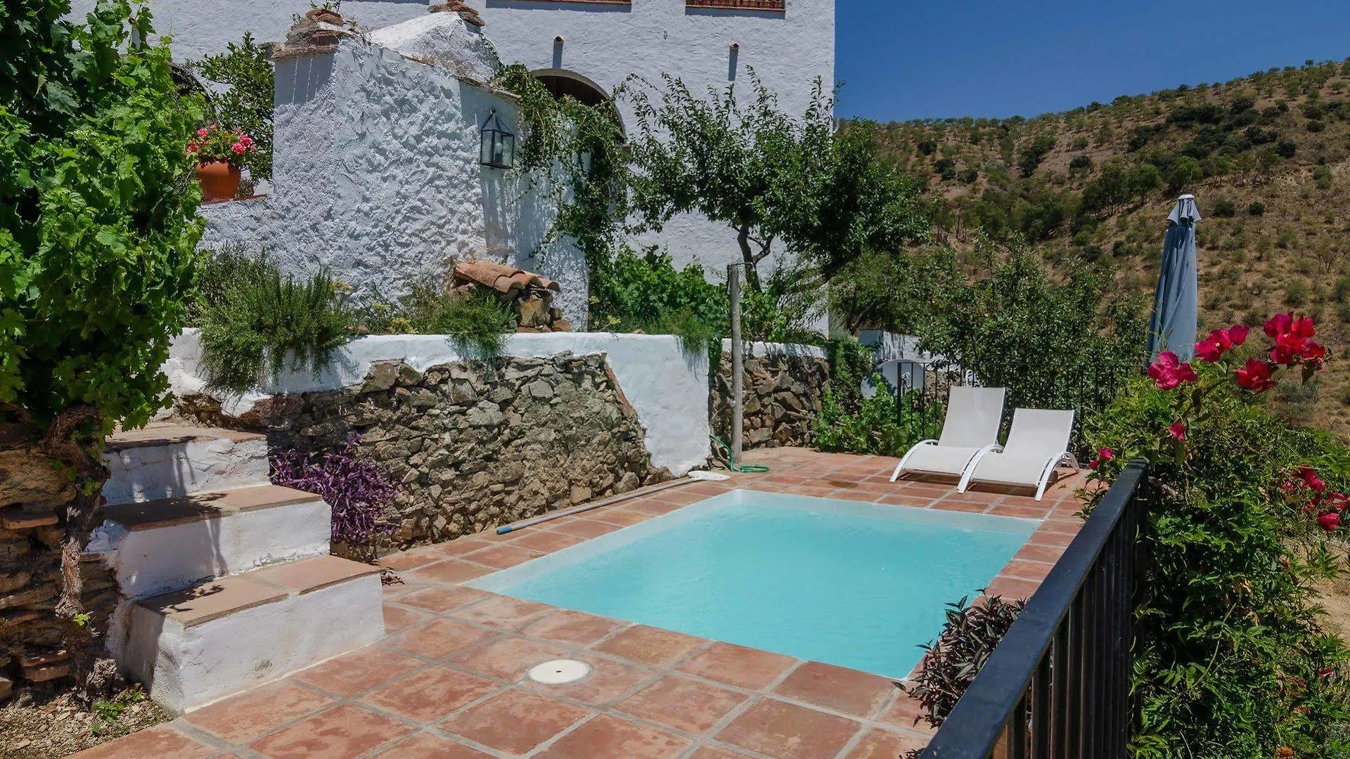 Cortijo Juan Salvador Guest House Olias  Country house